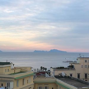 Specchio Di Parthenope B&B